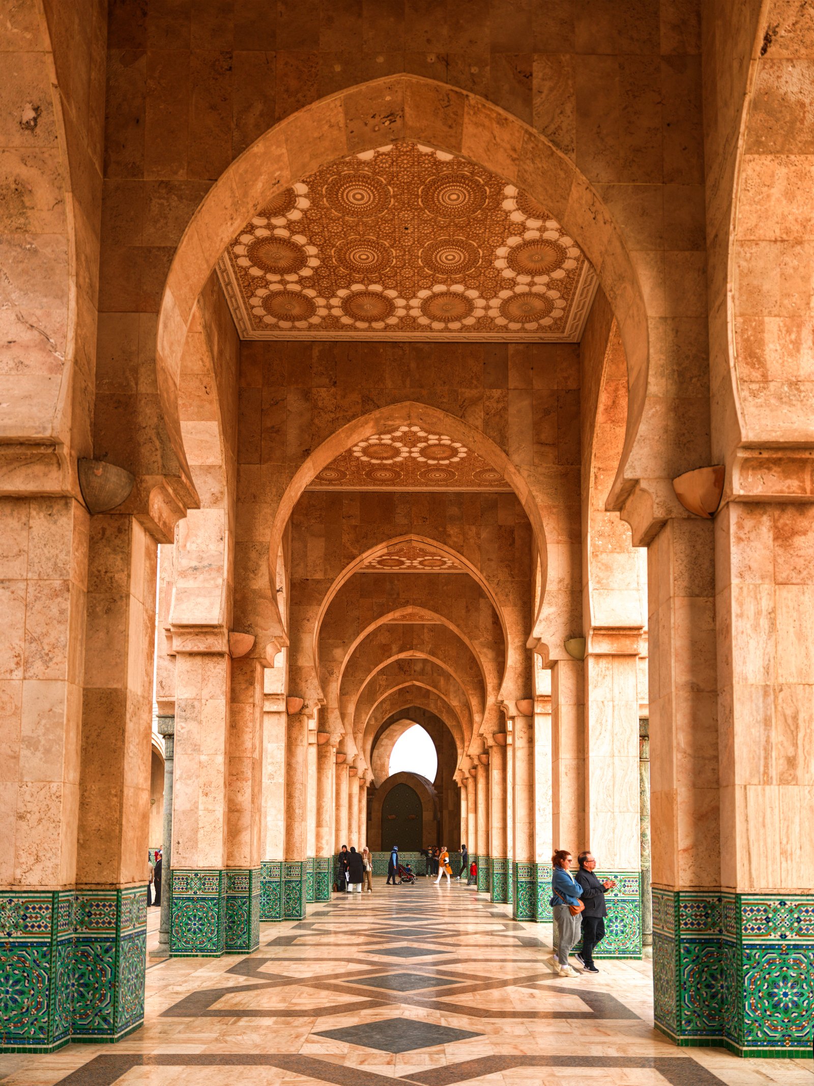 ساحة مسجد الحسن الثاني